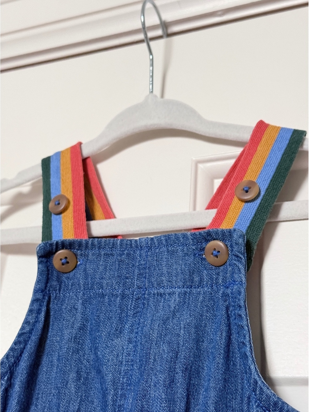 Hanna Andersson Chambray Rainbow Strap Overalls 6-12 Months